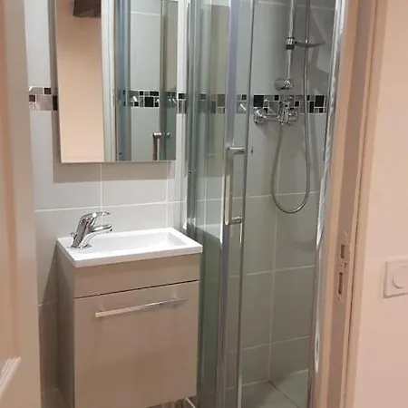 Paris 30 Min Studio Meuble Wifi *